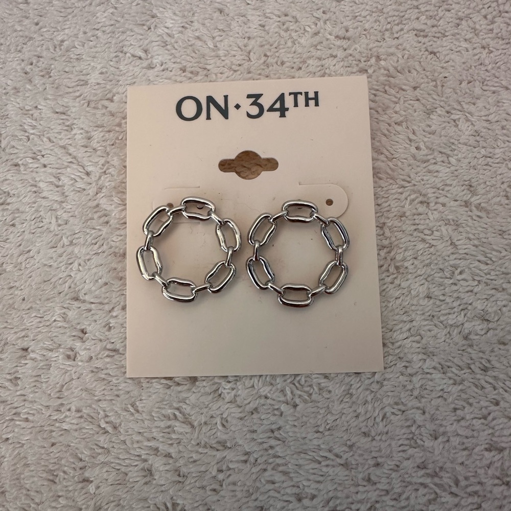 On 34th Silver Chain Link Earrings New